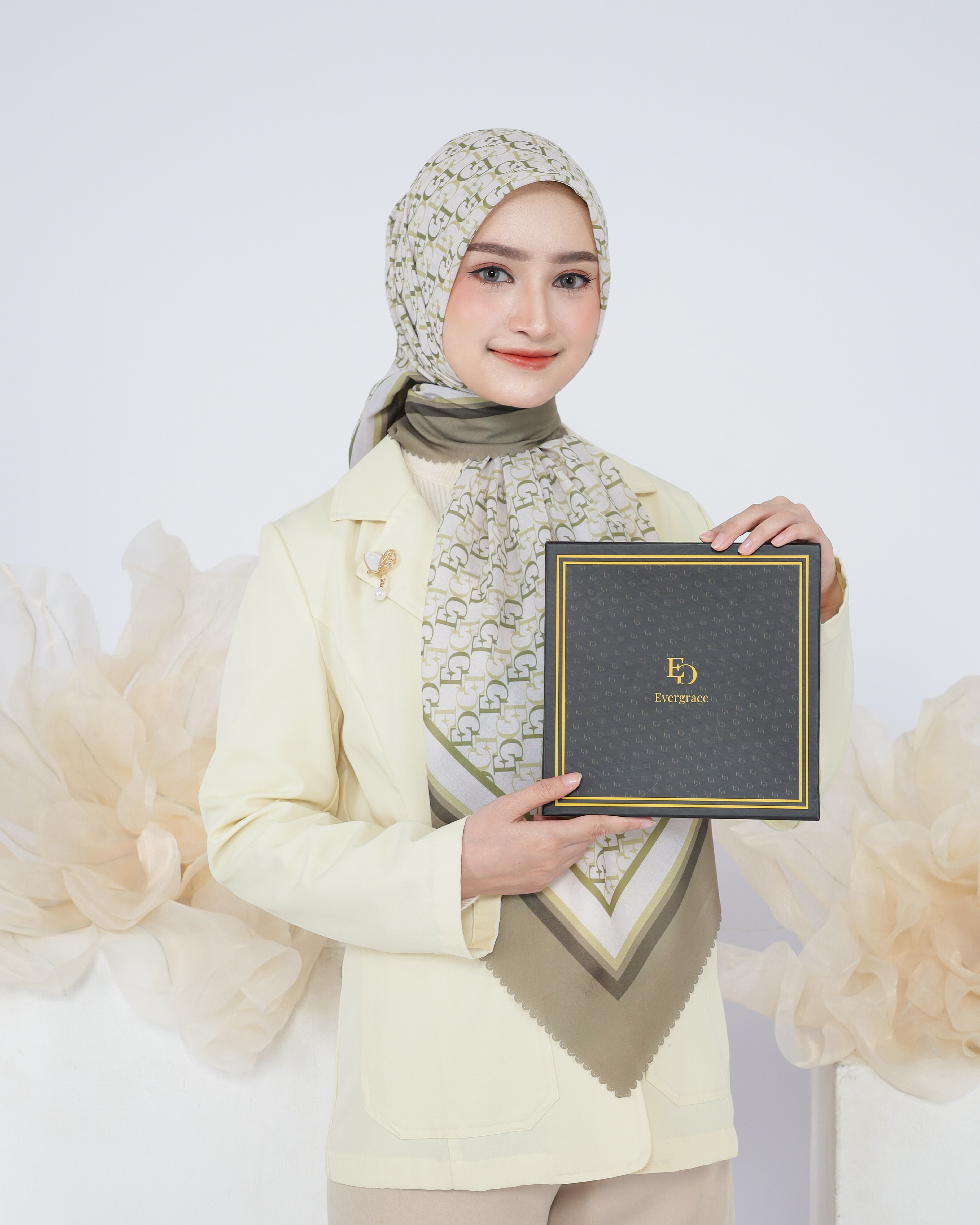 Evergrace Monogram Army