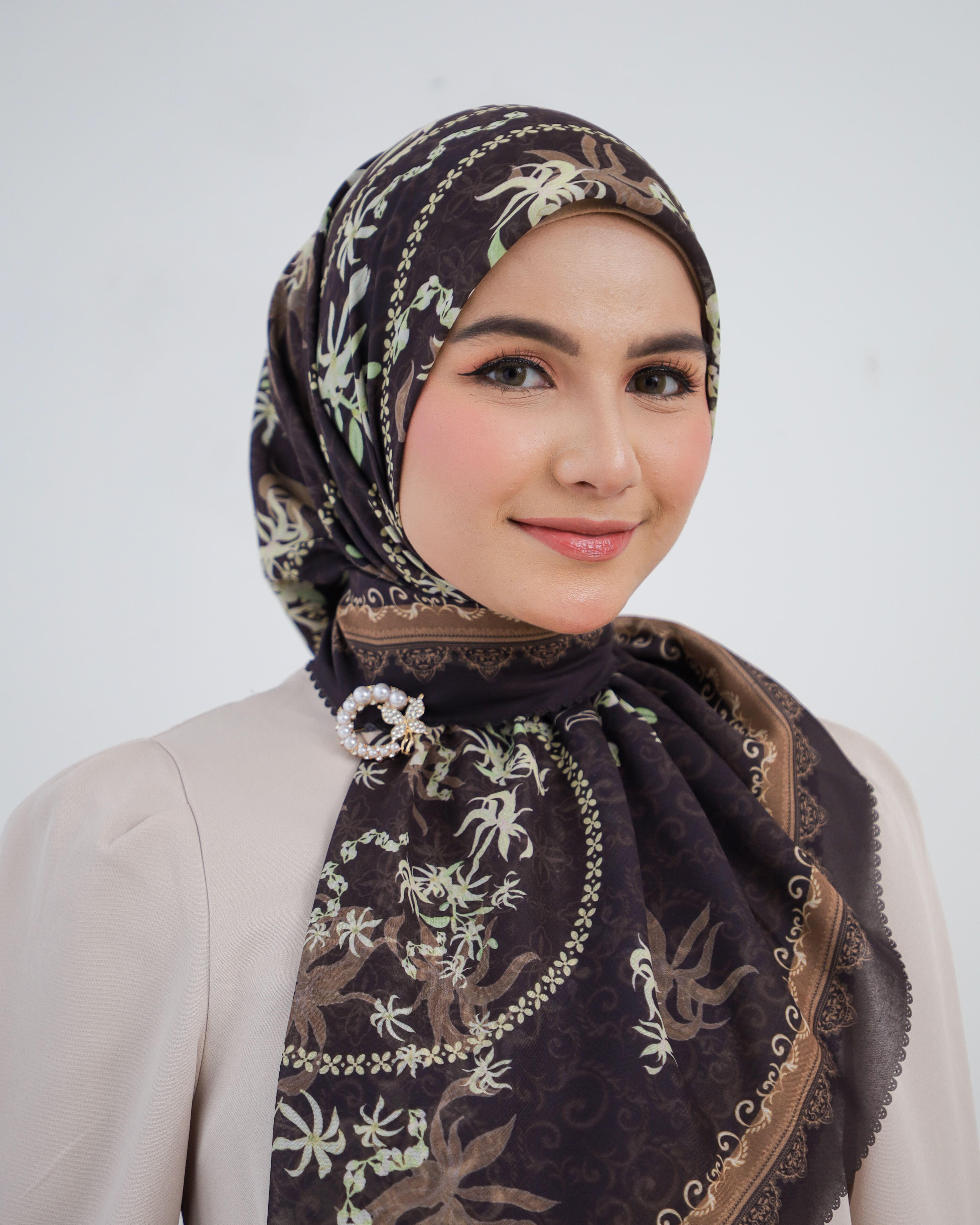Evergrace Kantil Jawa Tengah Coklat