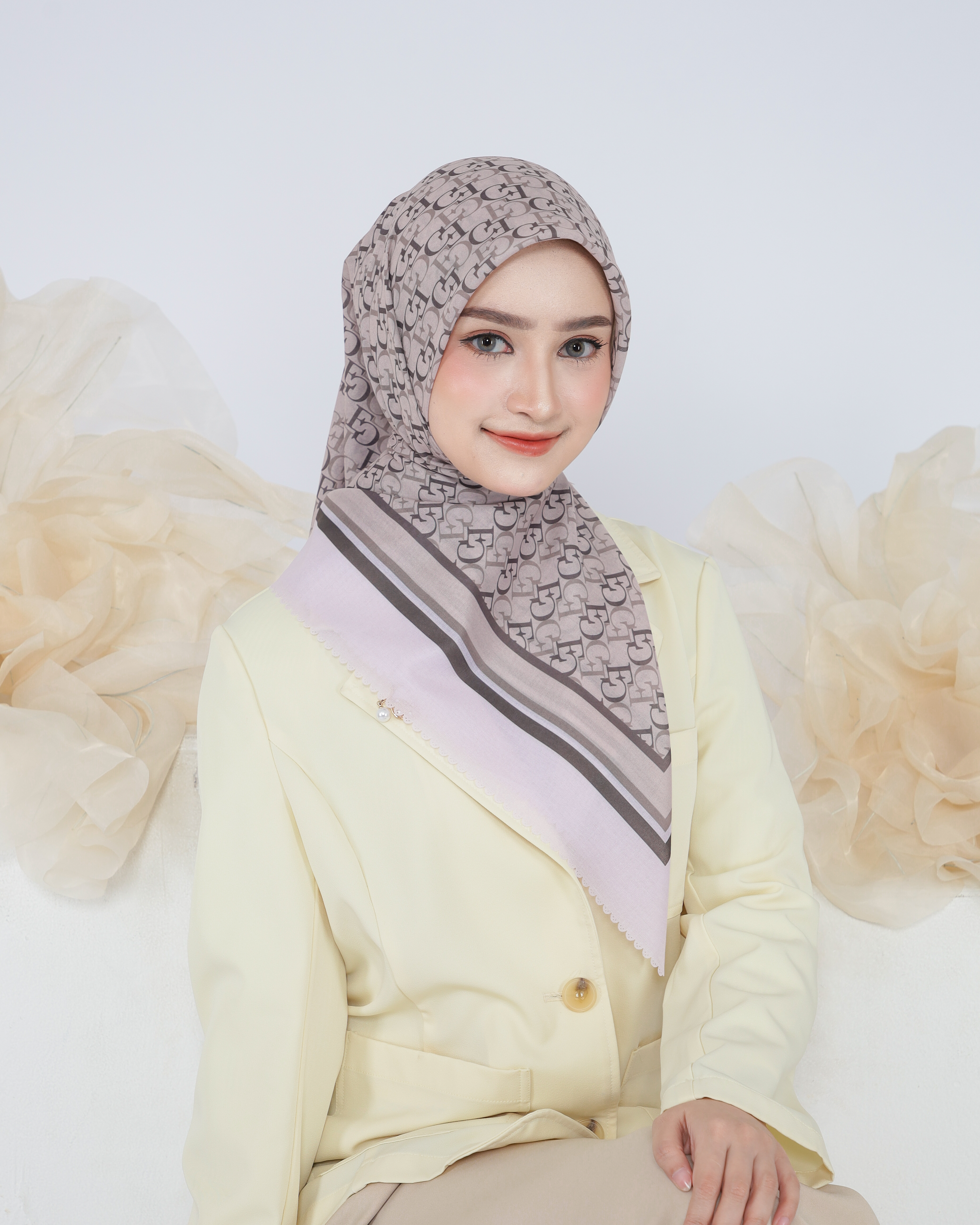 Evergrace Monogram Vanila Beige
